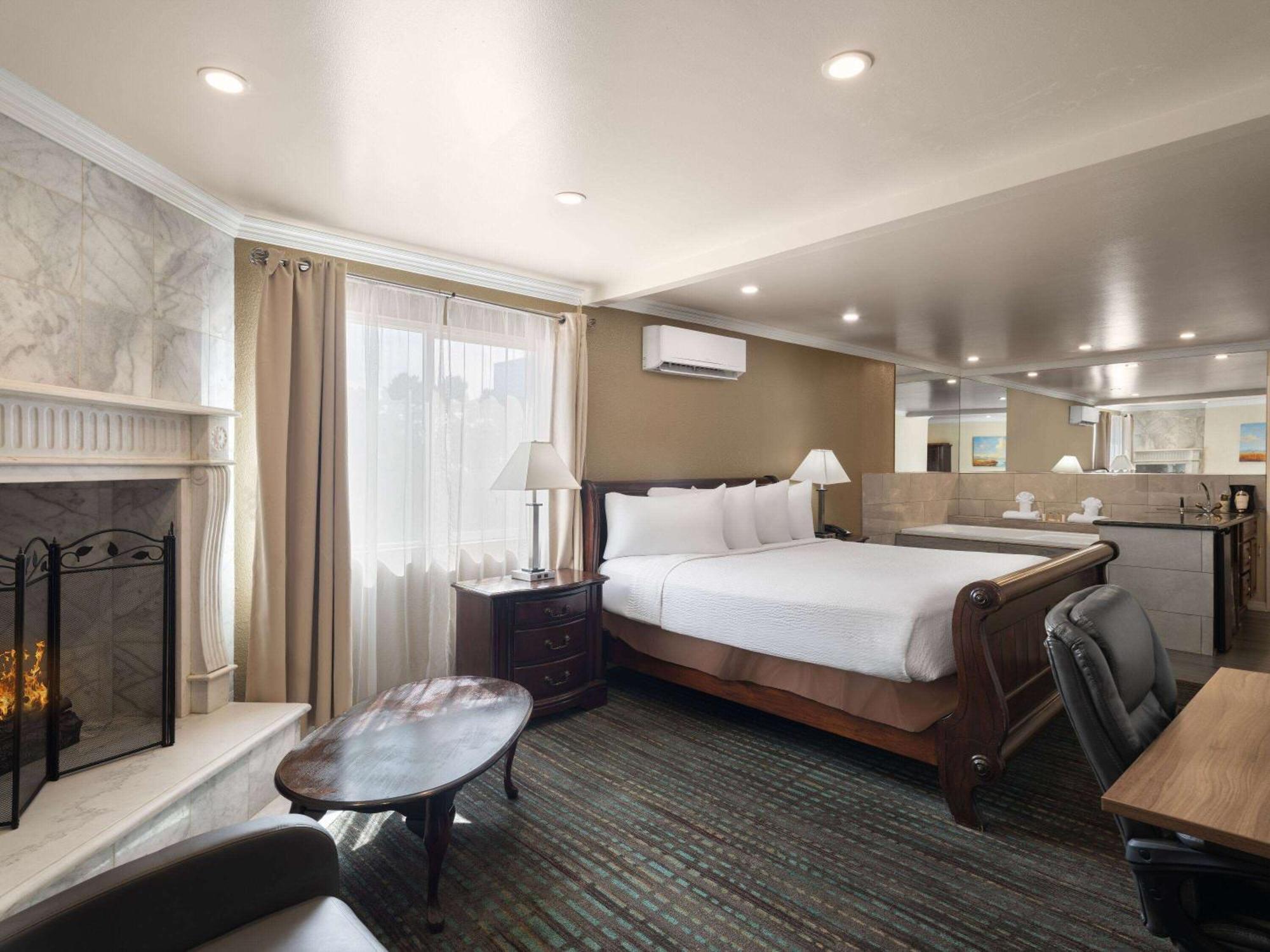 Days Inn By Wyndham Las Vegas Airport Near The Strip Εξωτερικό φωτογραφία