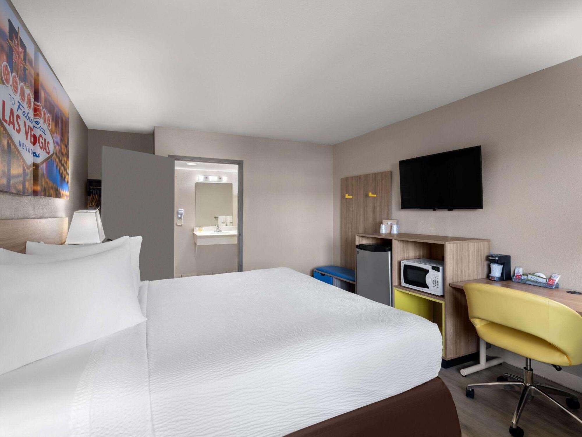 Days Inn By Wyndham Las Vegas Airport Near The Strip Εξωτερικό φωτογραφία
