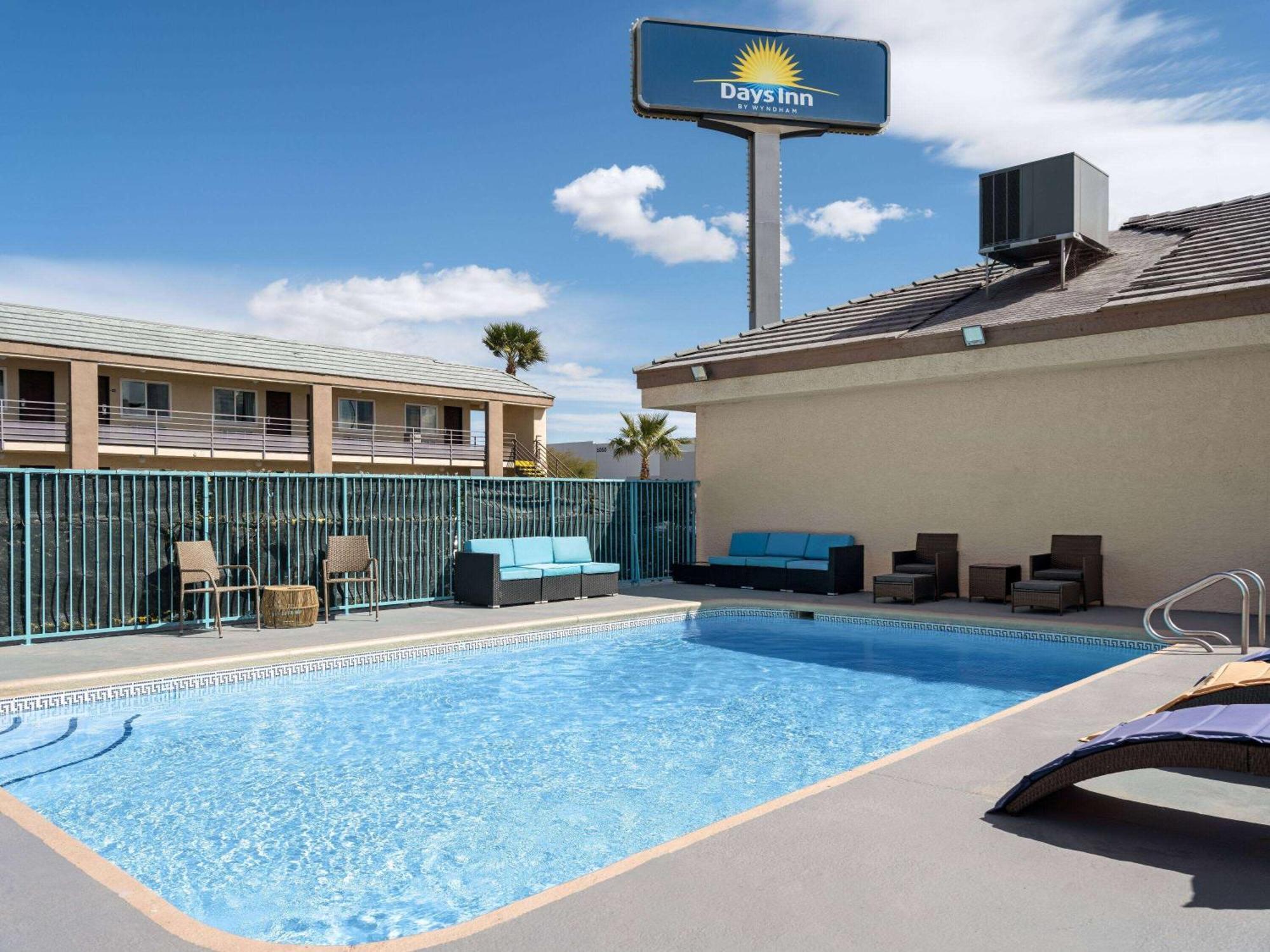 Days Inn By Wyndham Las Vegas Airport Near The Strip Εξωτερικό φωτογραφία